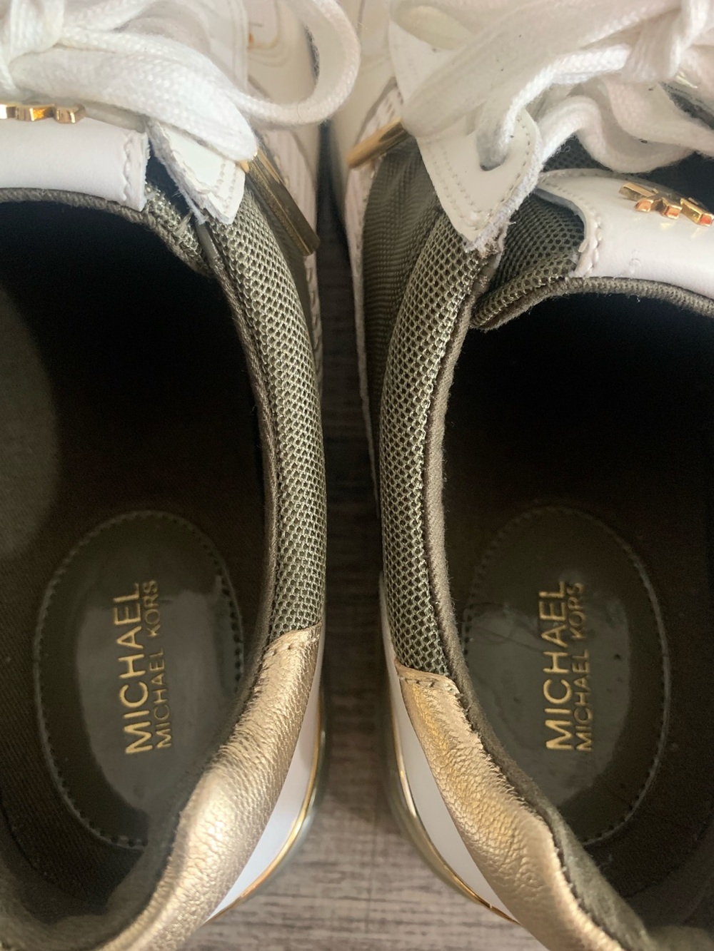 Michael Kors Cream/Olive Green and Gold Accent Mesh Low-Top Sneakers 8.5 - Picture 8 of 10